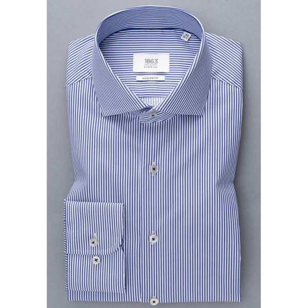 Camisa Eterna MODERN FIT TWILL RAYAS azul oscuro con cuello Seccionado de corte moderno