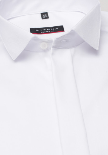 Camisa Eterna MODERN FIT TWILL blanco con cuello de Pajarita de corte moderno