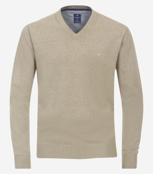 Pull Redmond REGULAR FIT TRICOTÉ beige avec col Encolure en V en coupe classique