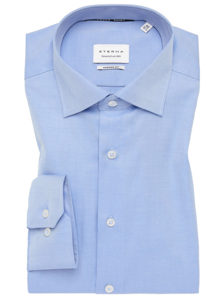 Eterna overhemd MODERN FIT TWILL lichtblauw met Kentkraag in moderne snit