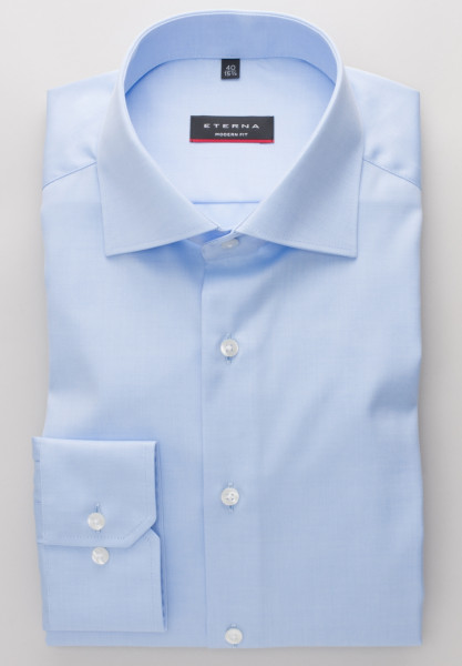 Eterna shirt MODERN FIT TWILL light blue with Classic Kent collar in modern cut